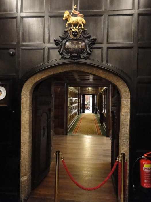 The hallway from the Middle Temple offices to the Hall